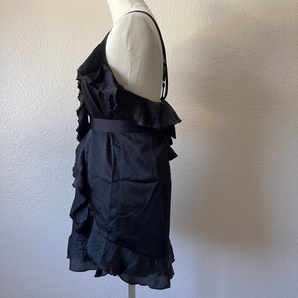 BIN#27 - SOLARIS STYLE Women’s Small Black Ruffle Details Mini Romper - Picture 5 of 5